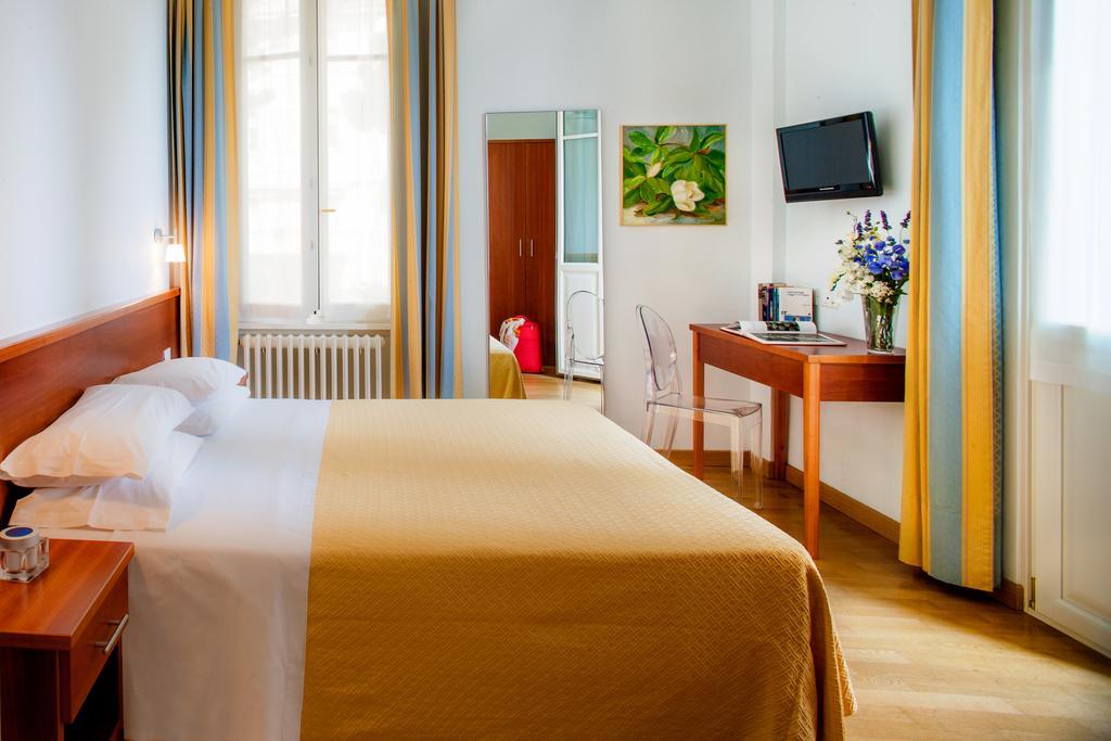 Hotel Beau Sejour Alassio Zimmer foto